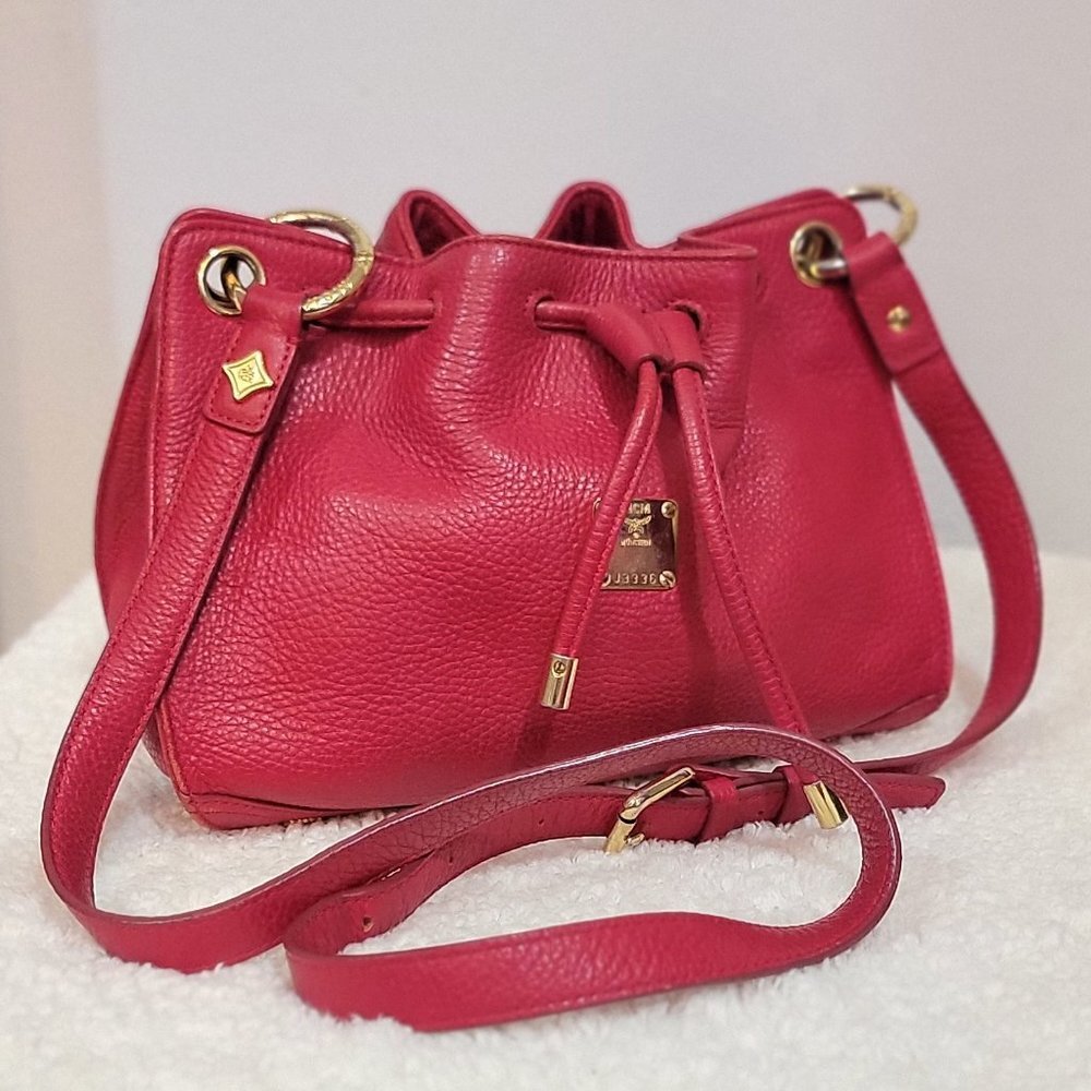 MCM Muchen Burgundy Leather Bucket  Crossbody/Shoulder Bag
